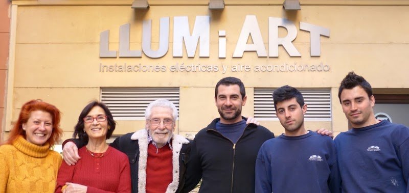 LLumiArt electricistas e instalaciones eléctricas en Valencia — Electricistas en Valencia